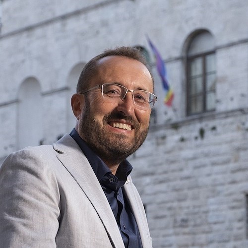 Il Vino Nobile di Montepulciano risponde alle polemiche: «Grave e inopportuna l’esternazione, il nostro vino è simbolo della Toscana nel mondo»